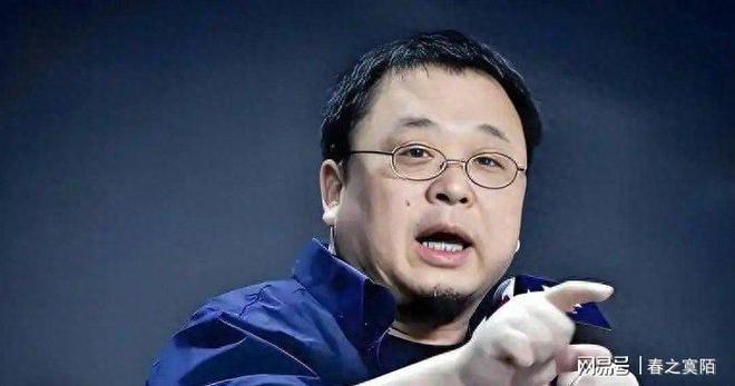 前国脚力挺C罗:热苏斯太不专业是矛盾源泉 梅西遇到这事也会发飙