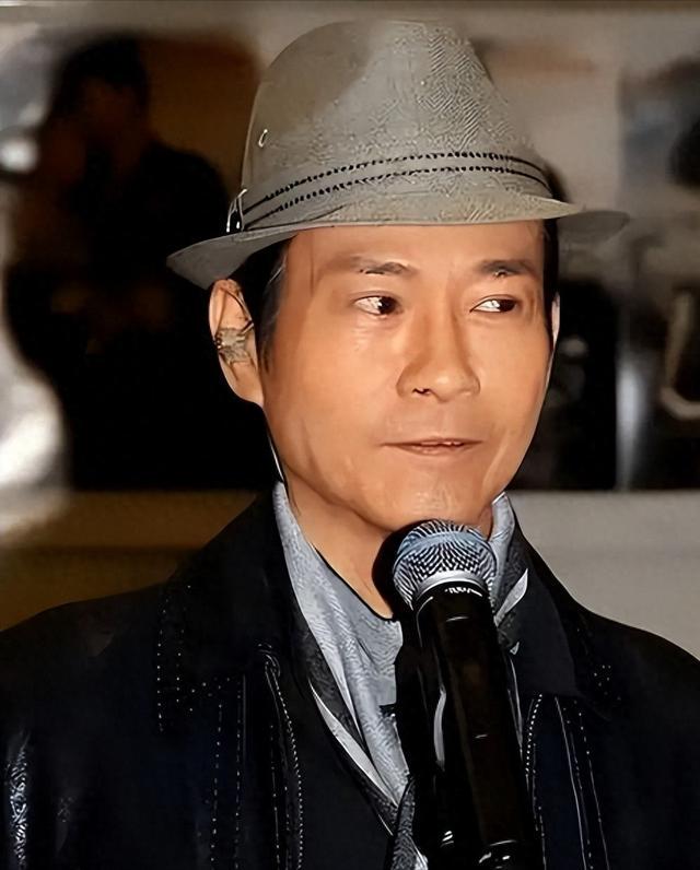 开拓者主帅：瀚森传球出色能当进攻支点 机会出现完全放心派他上场